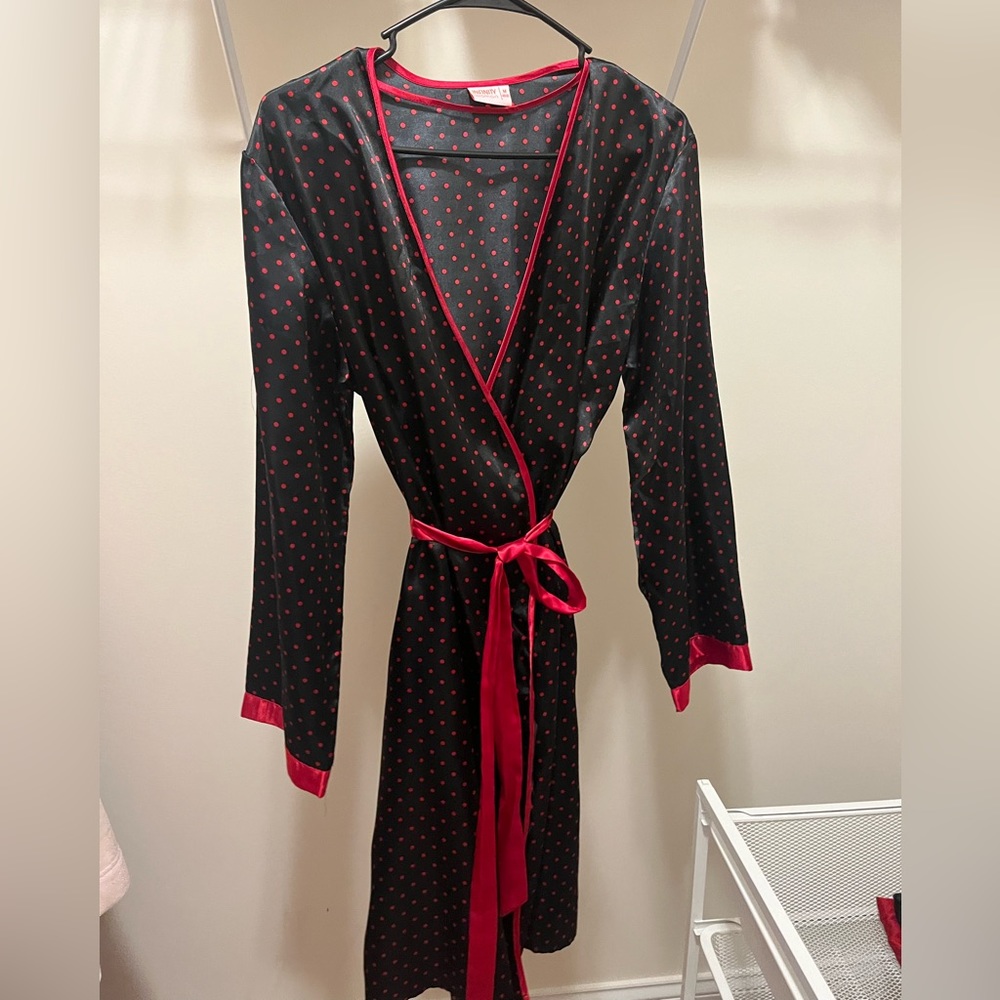 Infinity Women polkadots robe